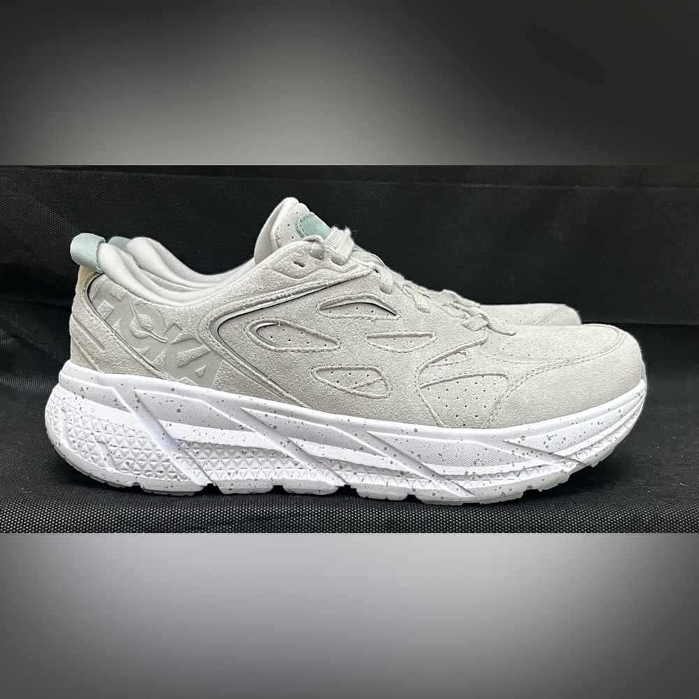 Men’s Size 9 Hoka one one Clifton L Suede Sneaker  Lime Stone Color Way